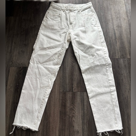 Zara Denim - Zara White Jean
